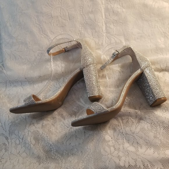 INC International Concept Lexini Two Piece Sparkle/ Glitter Sandals Size 9M - Picture 4 of 14